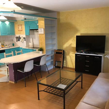 Large Apartment With Garage And Terrace Budapest Extérieur photo