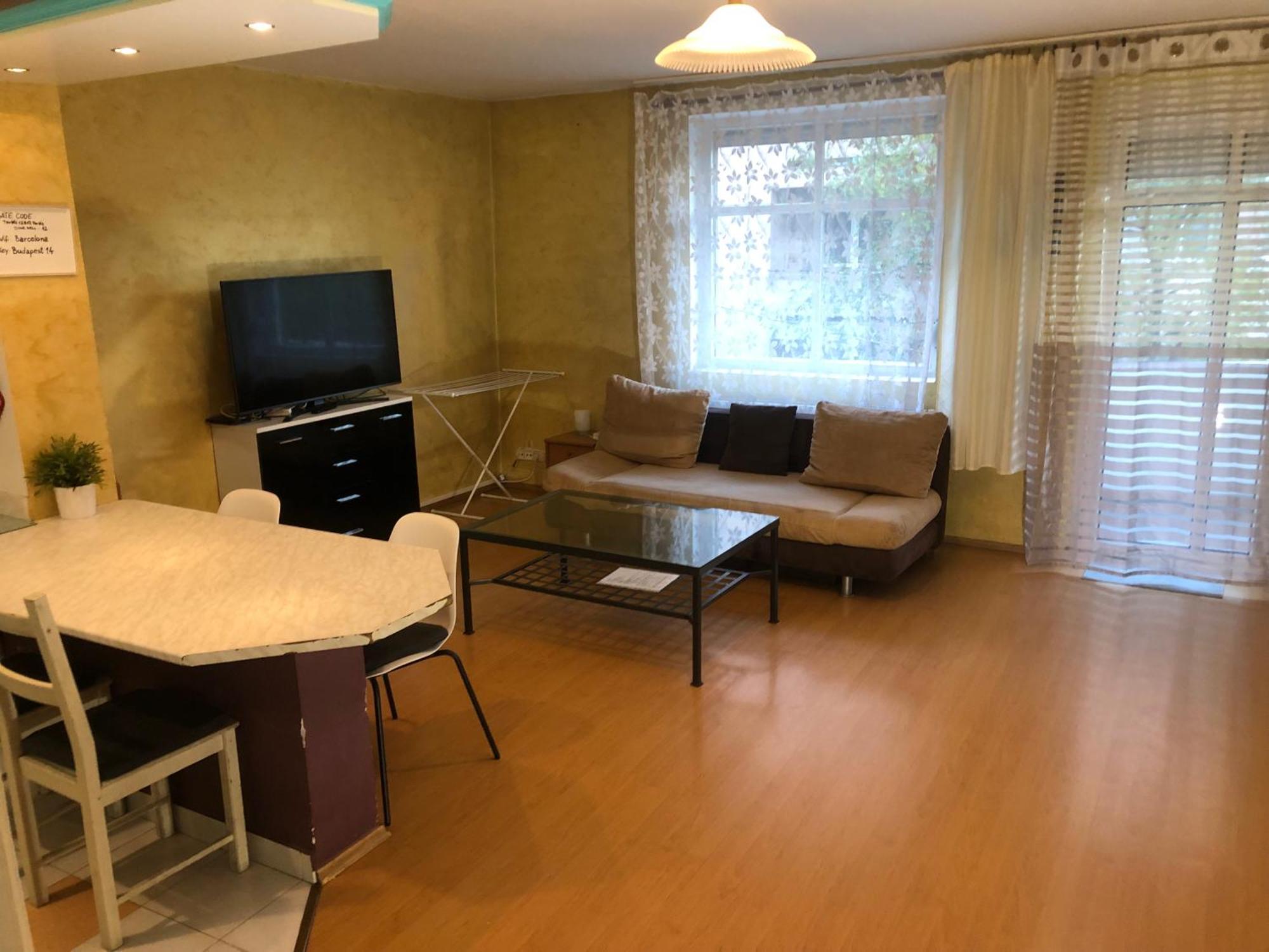 Large Apartment With Garage And Terrace Budapest Extérieur photo
